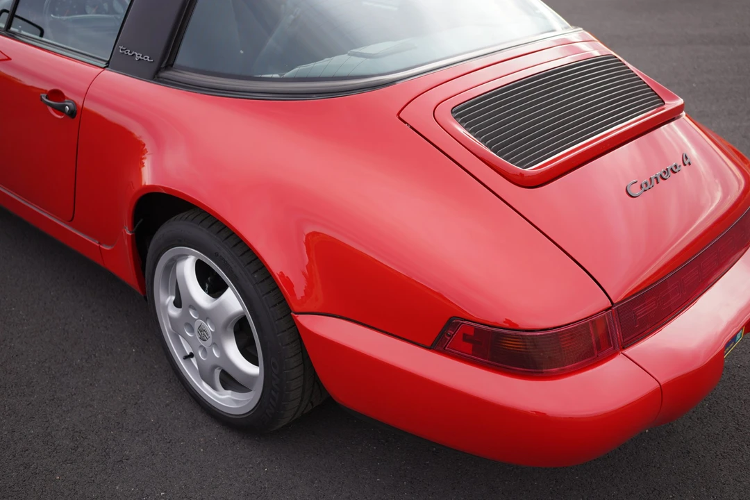 1991 Porsche 964 Carrera 4 - Image 29 of 31