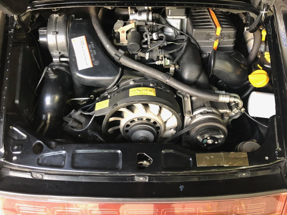 1991 Porsche 964 Carrera 4 - Image 27 of 31