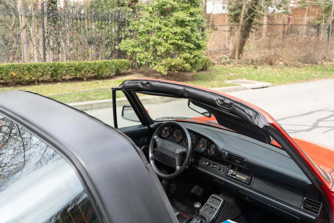 1991 Porsche 964 Carrera 4 - Image 23 of 31