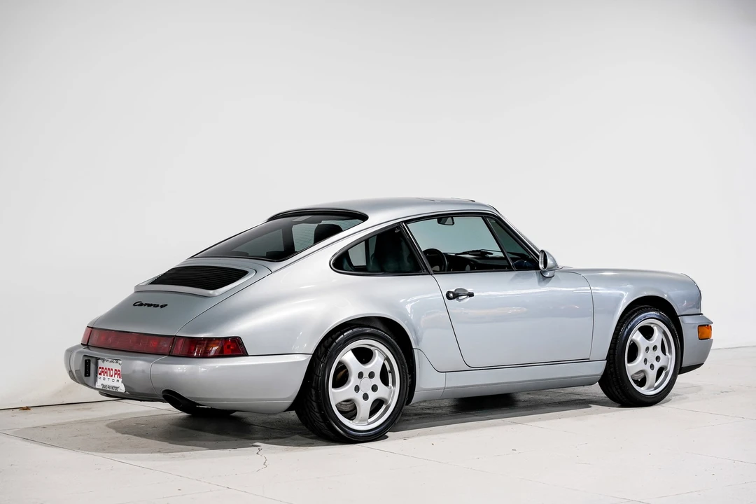1991 Porsche 964 Carrera 4 - Image 3 of 12