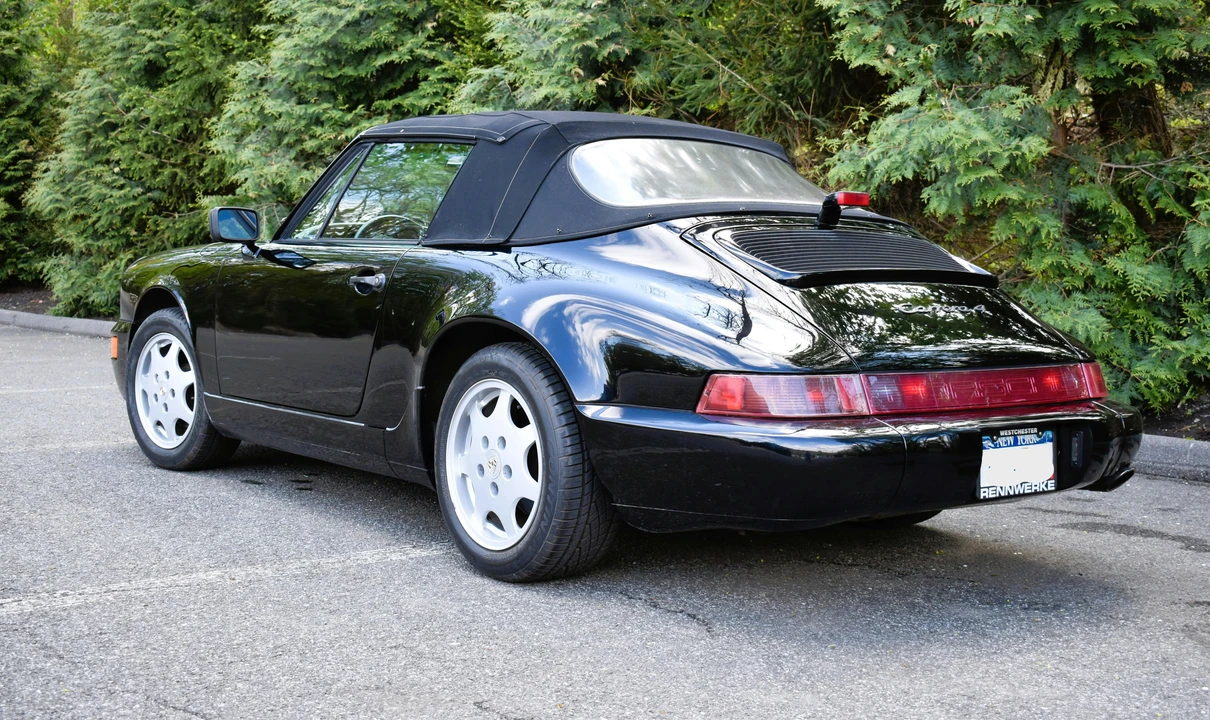 1991 Porsche 964 Carrera 4 - Image 25 of 29