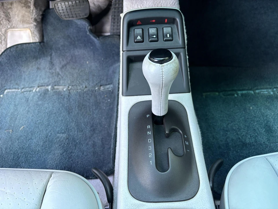 1991 Porsche 964 Carrera - Image 8 of 31