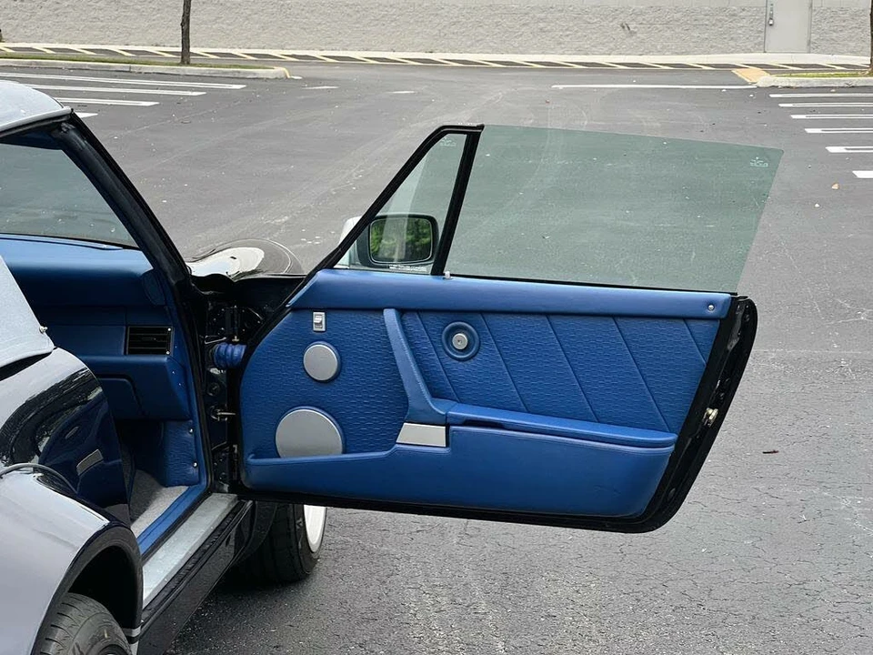 1991 Porsche 964 Carrera - Image 9 of 31