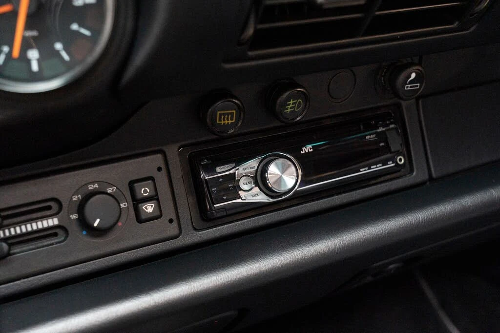 1991 Porsche 964 Carrera - Image 31 of 31