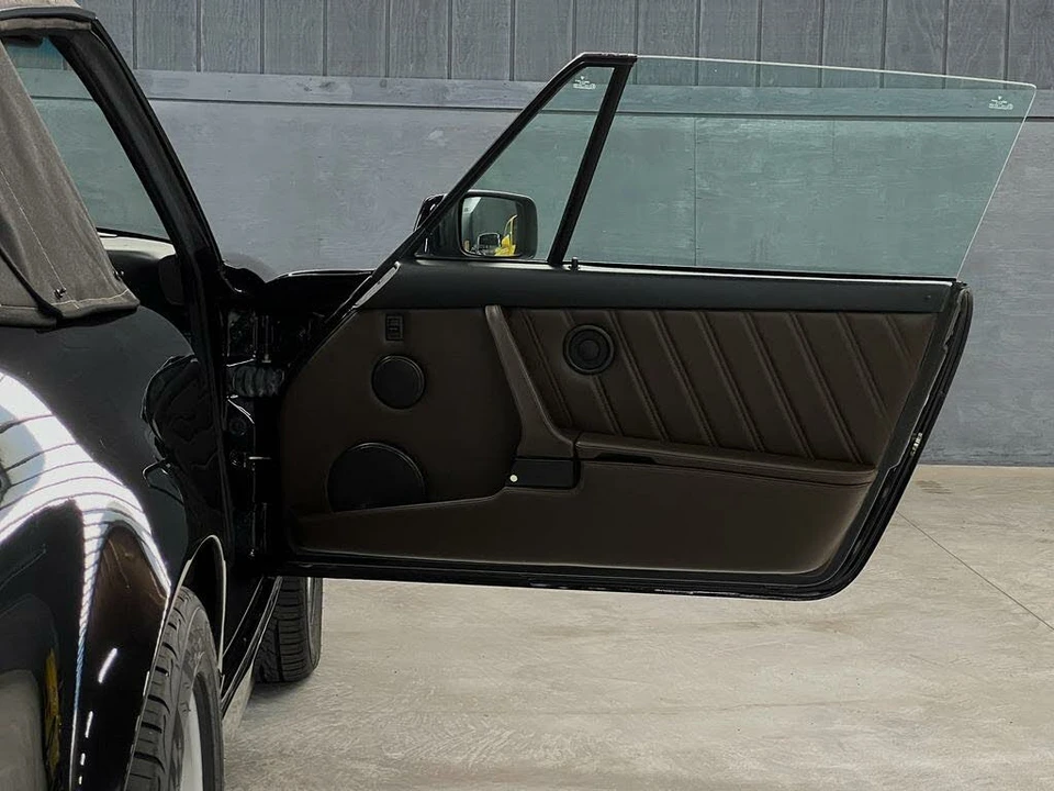 1991 Porsche 964 Carrera - Image 10 of 31