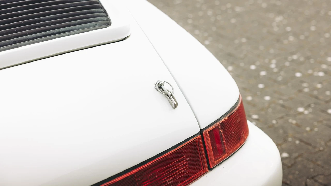 1991 Porsche 964 Carrera - Image 24 of 31