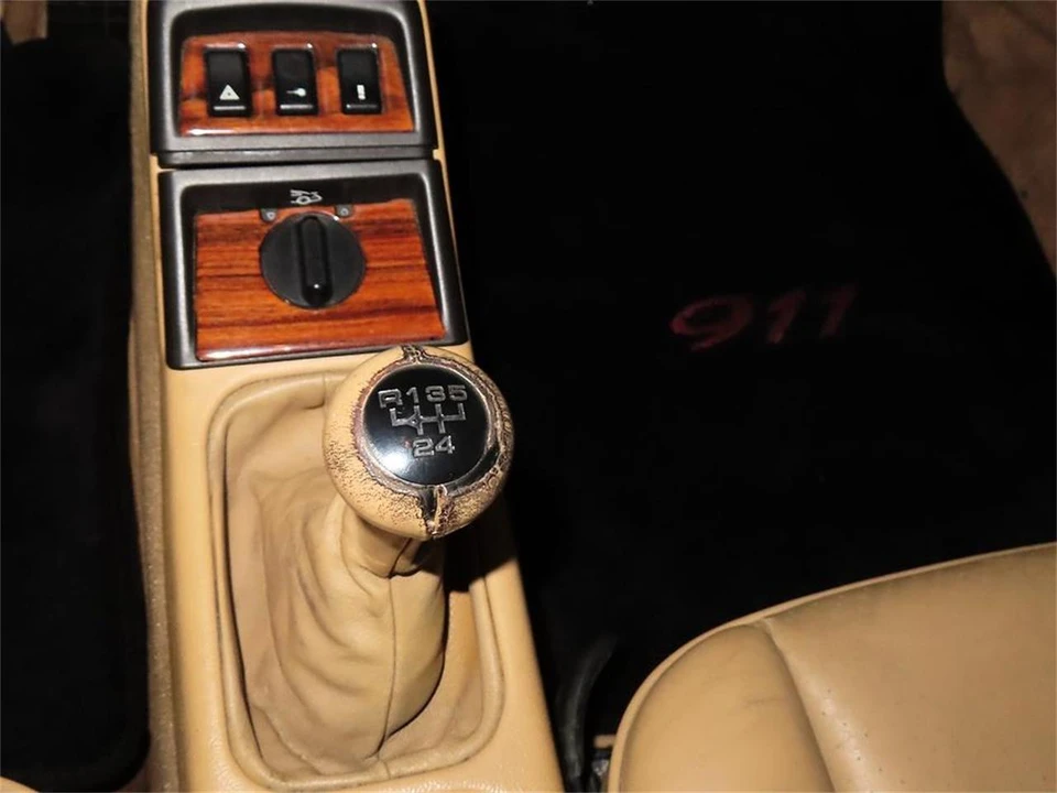 1991 Porsche 964 Carrera - Image 10 of 31