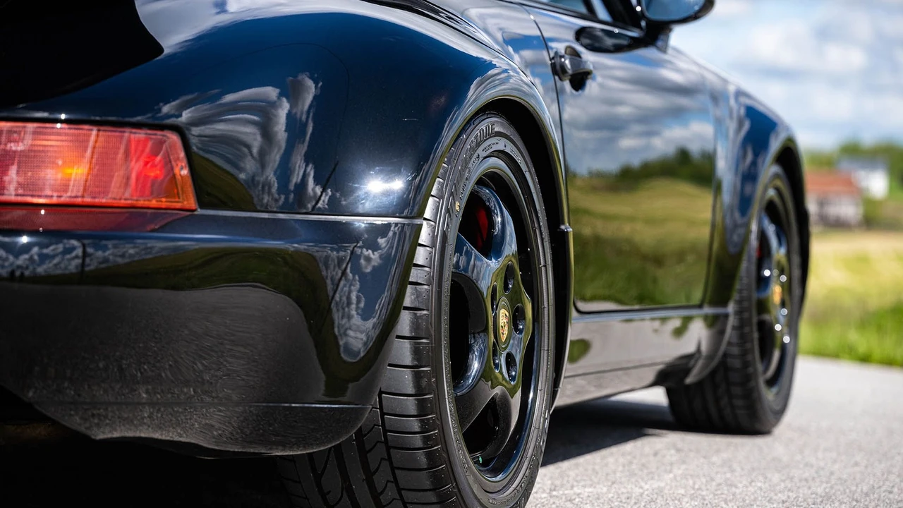 1991 Porsche 964 Turbo - Image 22 of 31