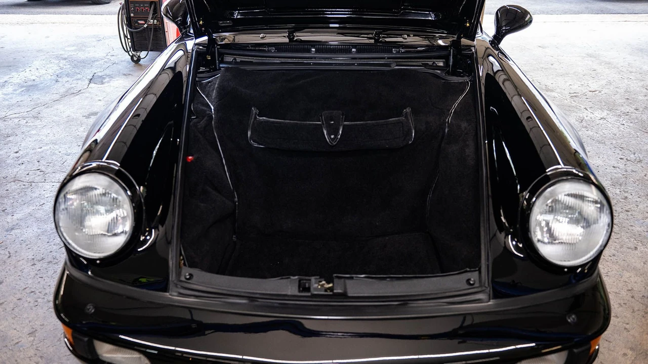 1991 Porsche 964 Turbo - Image 10 of 31