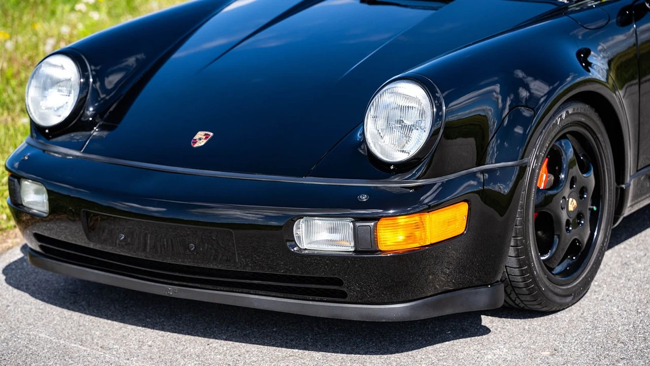 1991 Porsche 964 Turbo - Image 17 of 31