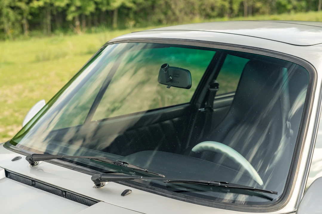 1991 Porsche 964 Turbo - Image 24 of 31