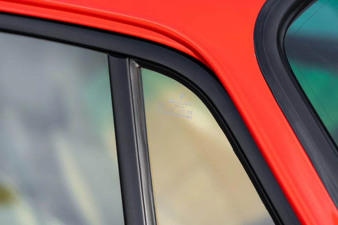 1991 Porsche 964 Turbo - Image 18 of 31