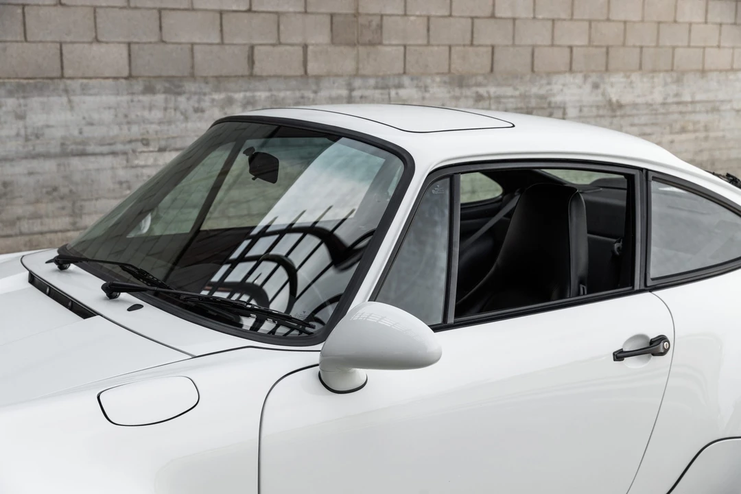 1991 Porsche 964 Turbo - Image 28 of 31