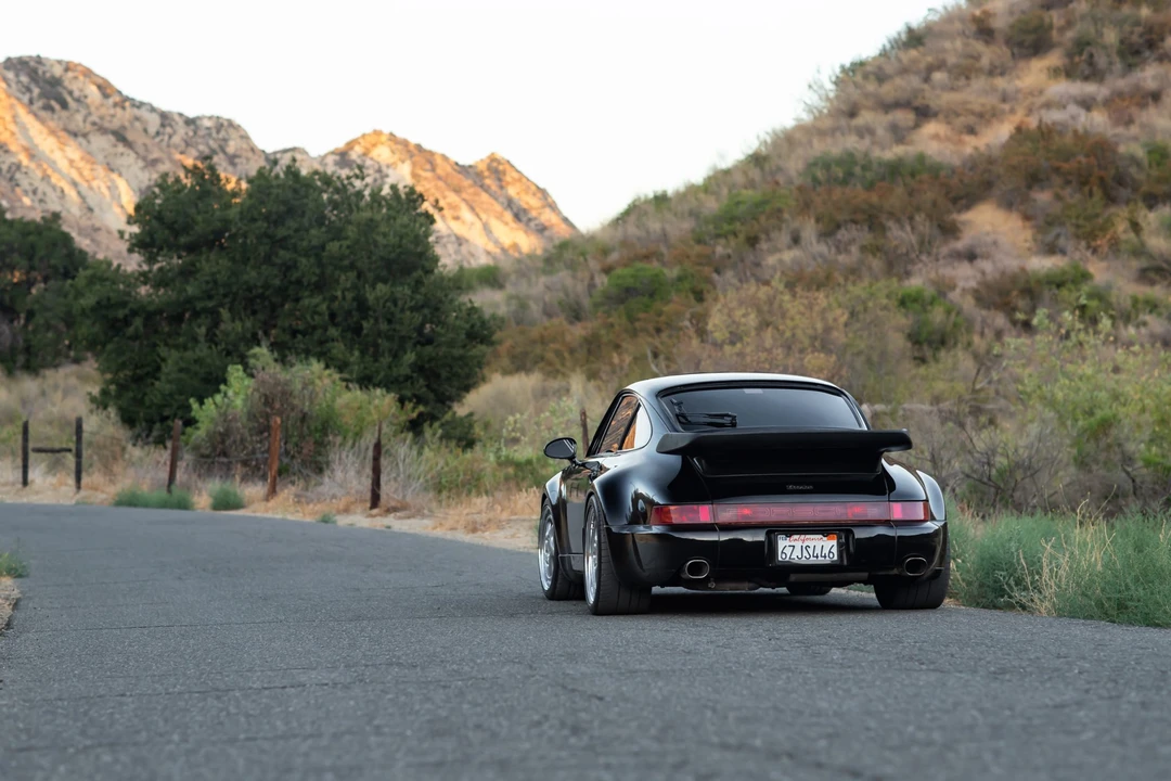 1991 Porsche 964 Turbo - Image 25 of 31