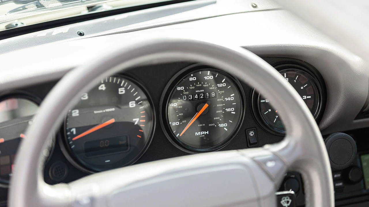 1991 Porsche 964 Turbo - Image 16 of 31