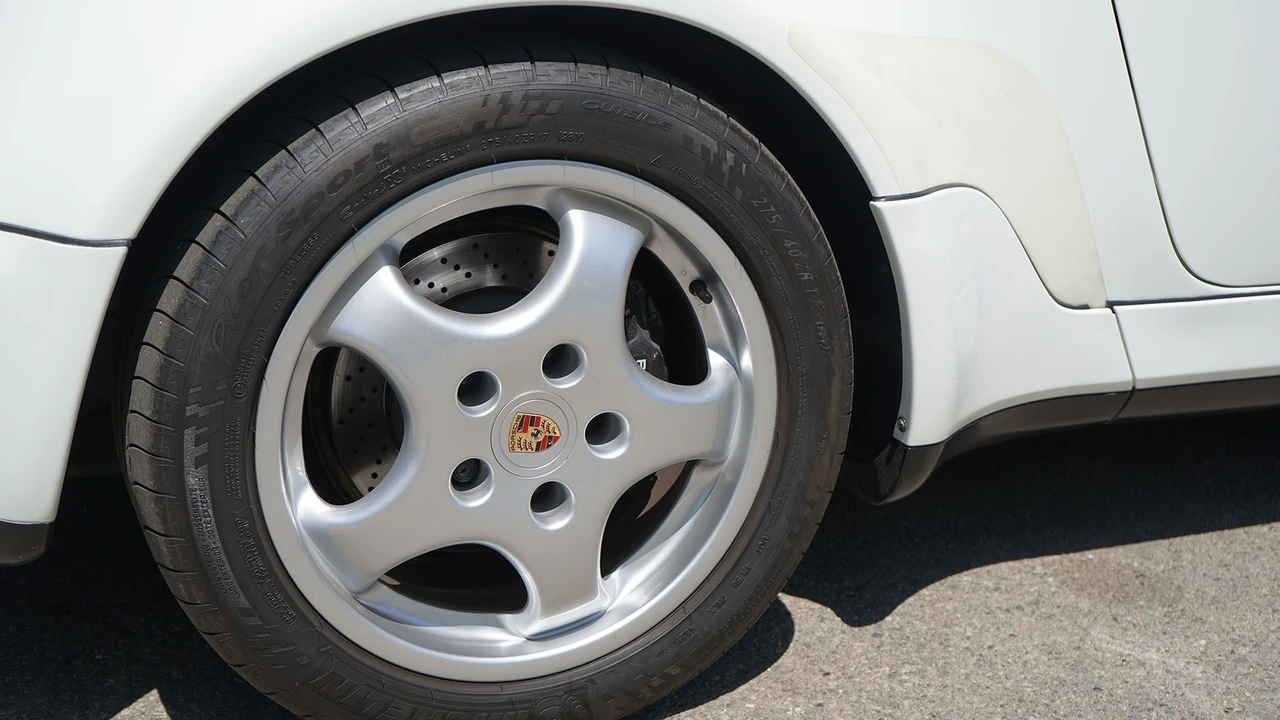 1991 Porsche 964 Turbo - Image 28 of 31