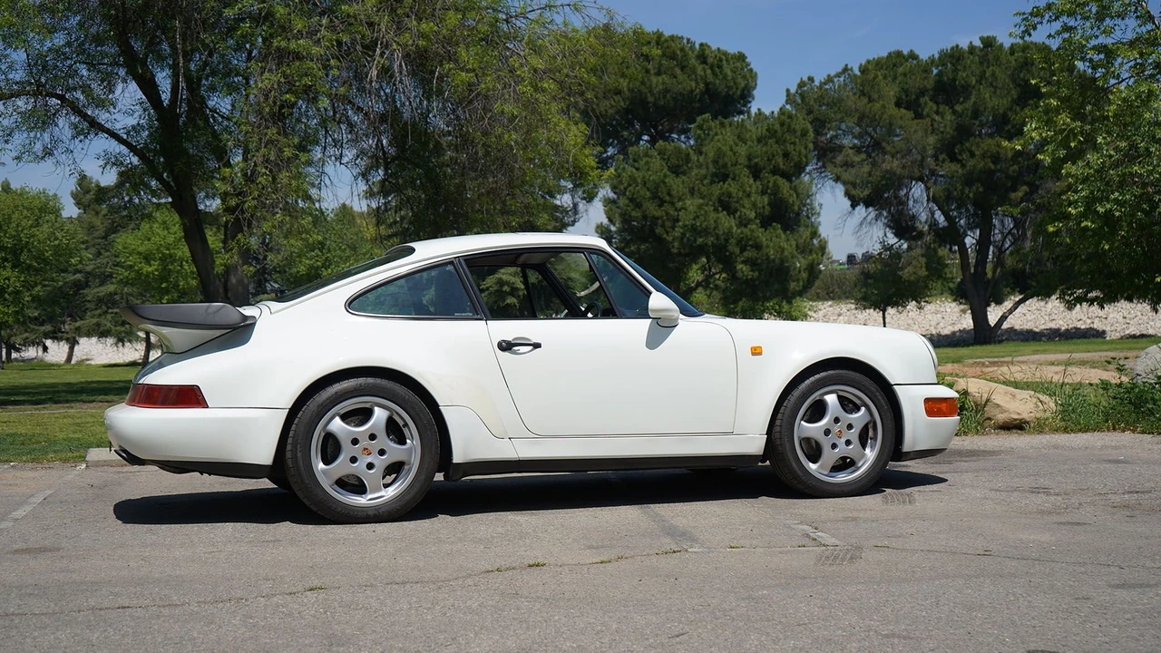 1991 Porsche 964 Turbo - Image 22 of 31