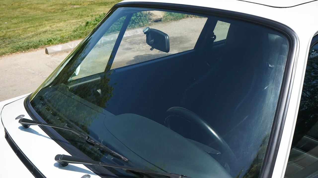 1991 Porsche 964 Turbo - Image 26 of 31