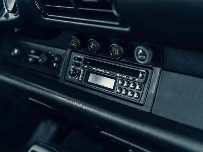 1991 Porsche 964 Turbo - Image 20 of 31