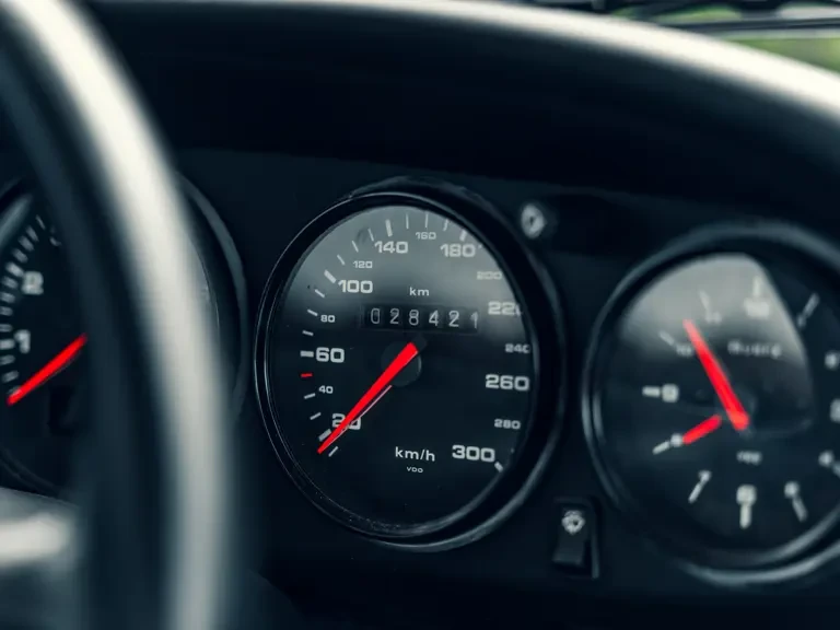 1991 Porsche 964 Turbo - Image 15 of 31