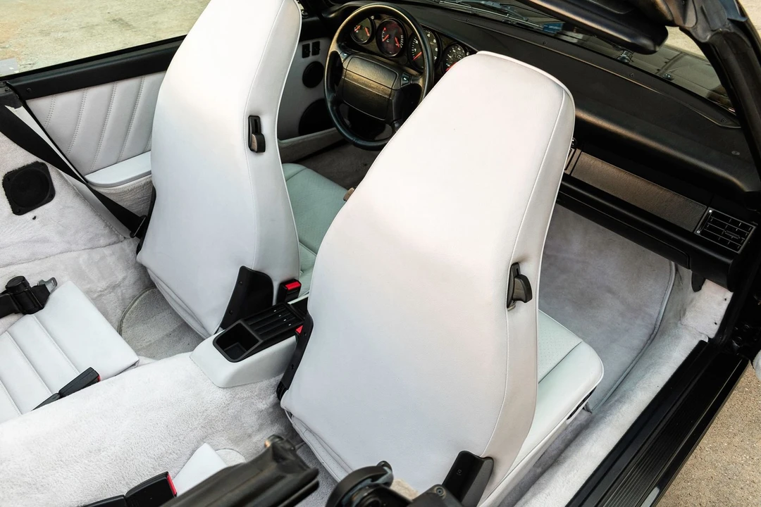 1991 Porsche 964 Carrera 4 - Image 19 of 21
