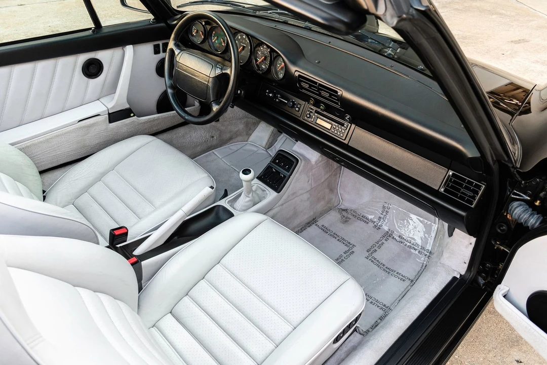 1991 Porsche 964 Carrera 4 - Image 12 of 21