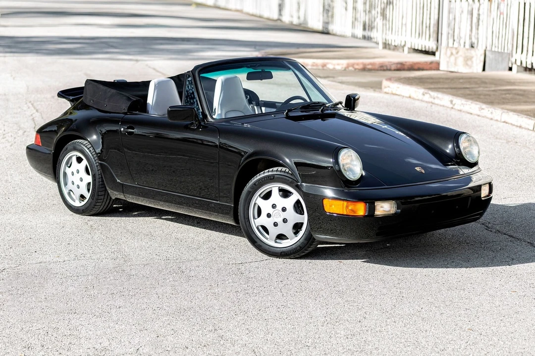 1991 Porsche 964 Carrera 4 - Image 10 of 21