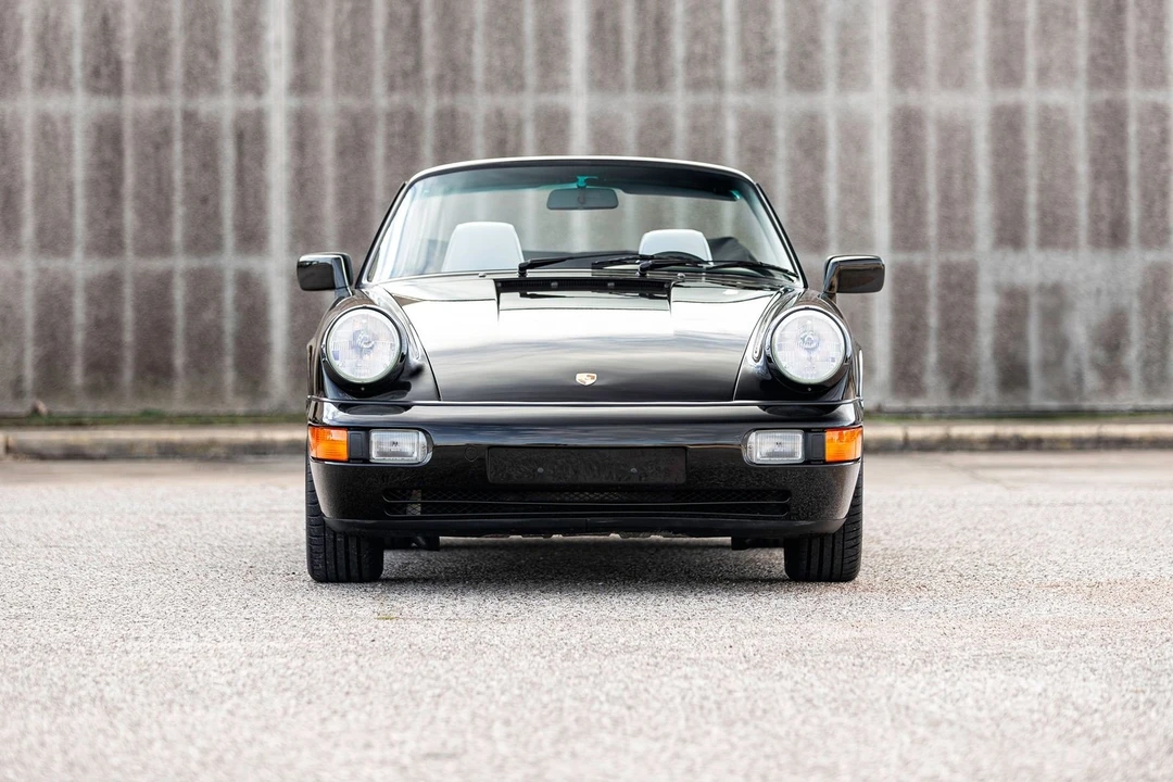 1991 Porsche 964 Carrera 4 - Image 9 of 21