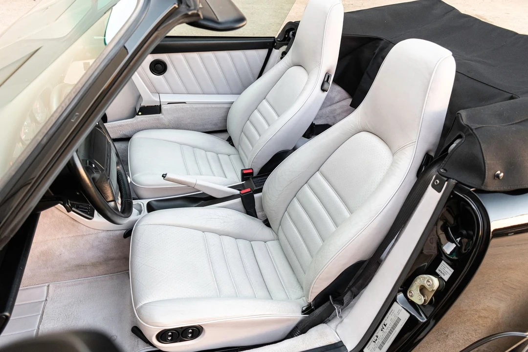 1991 Porsche 964 Carrera 4 - Image 13 of 21
