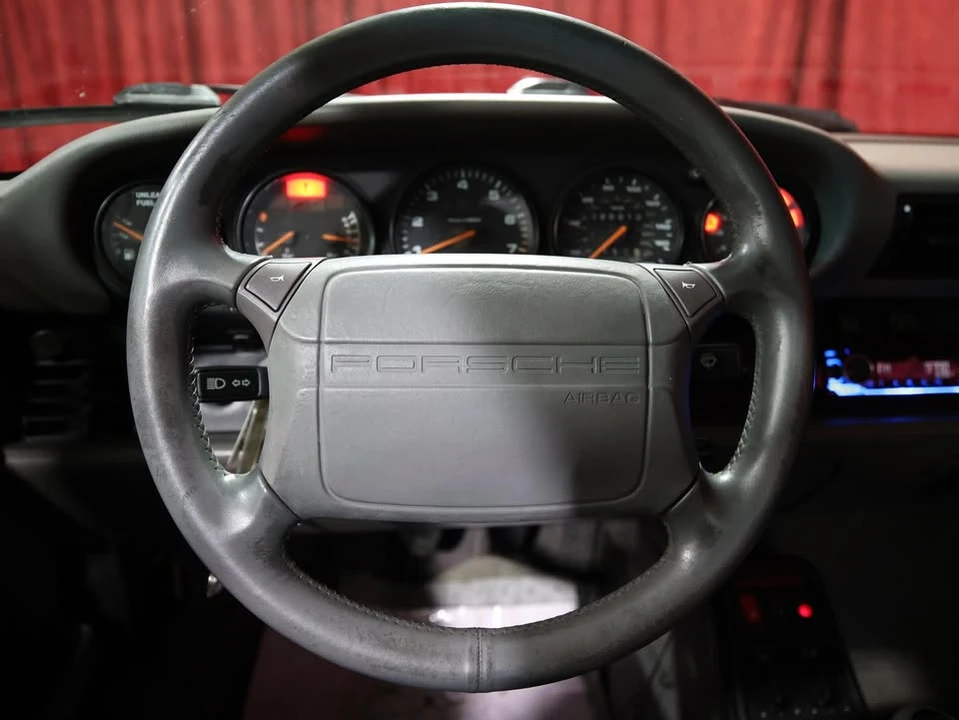 1991 Porsche 964 Carrera 4 - Image 13 of 18