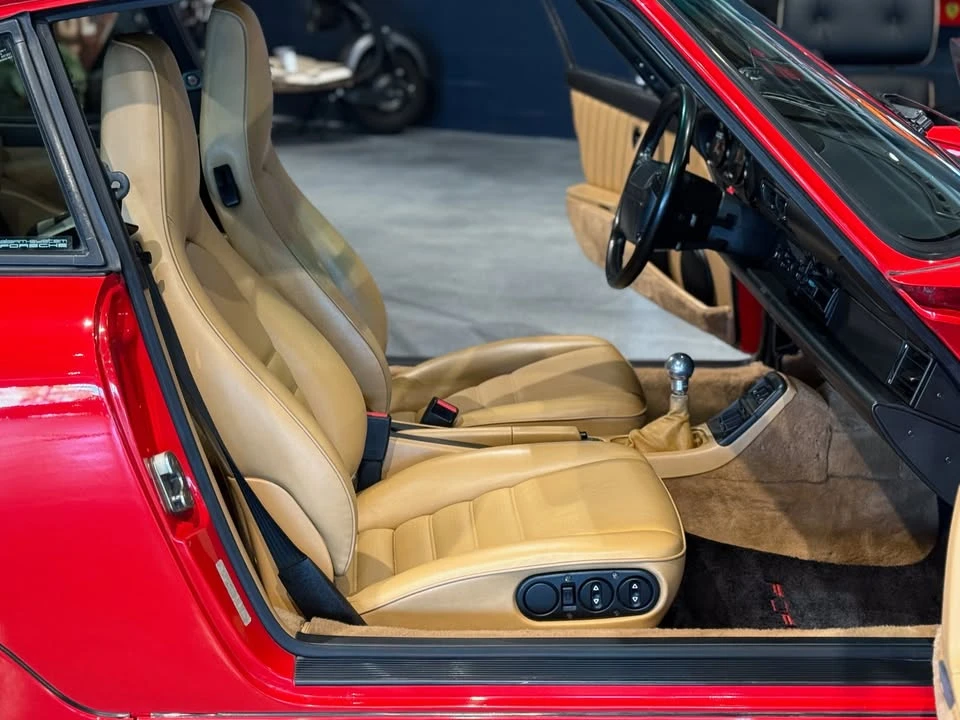 1991 Porsche 964 Carrera 4 - Image 12 of 16