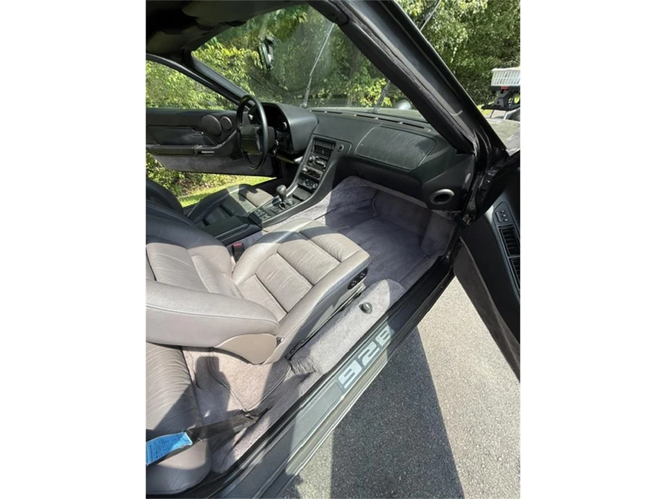 1991 Porsche 928 S4 - Image 22 of 31