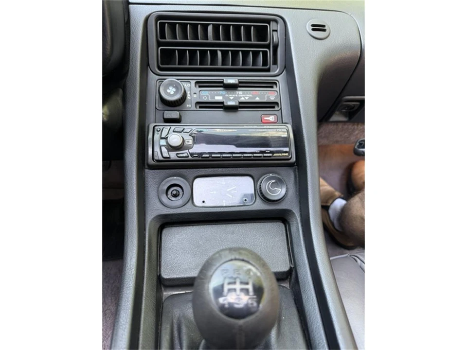 1991 Porsche 928 S4 - Image 18 of 31