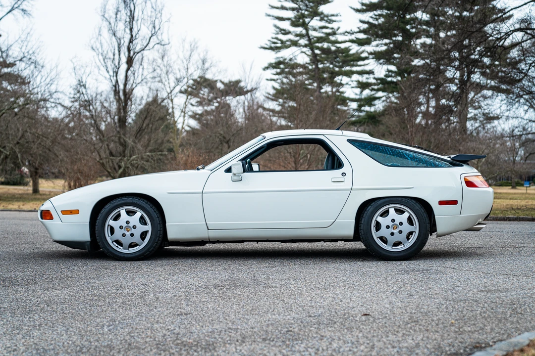 1991 Porsche 928 GT - Image 13 of 31