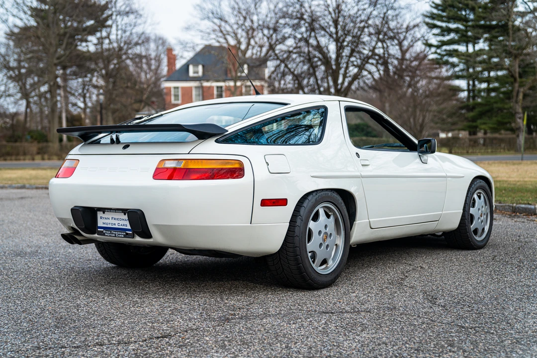 1991 Porsche 928 GT - Image 8 of 31