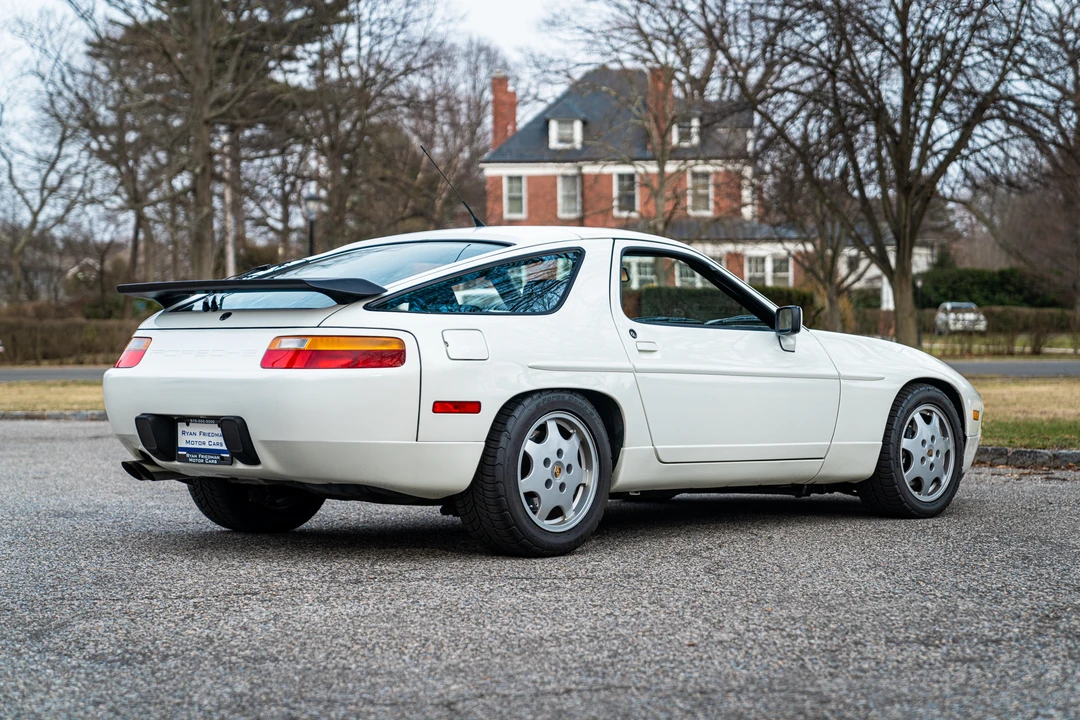 1991 Porsche 928 GT - Image 9 of 31