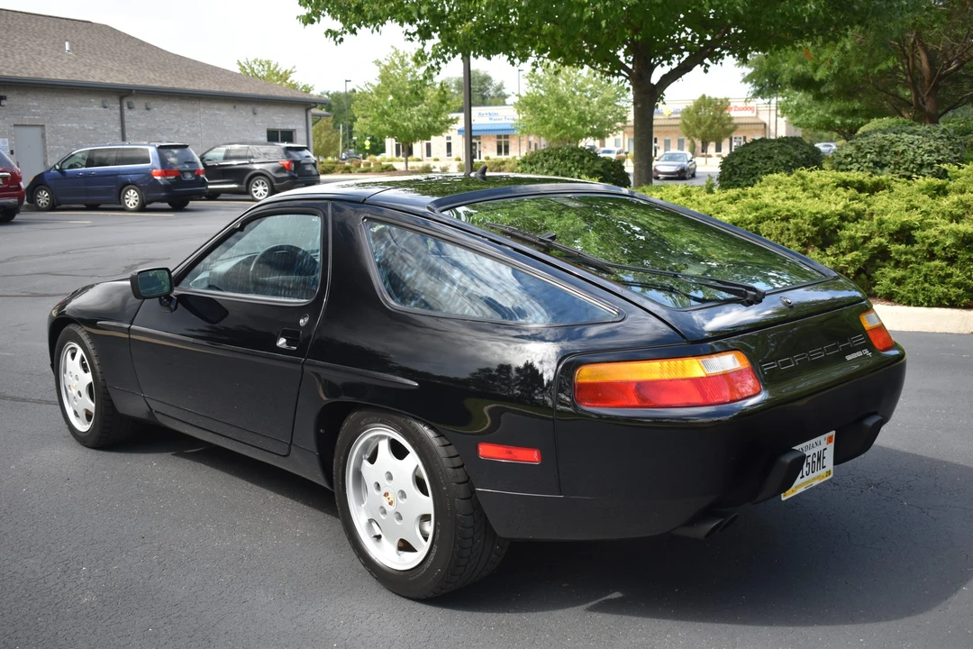 1991 Porsche 928 GT - Image 13 of 31