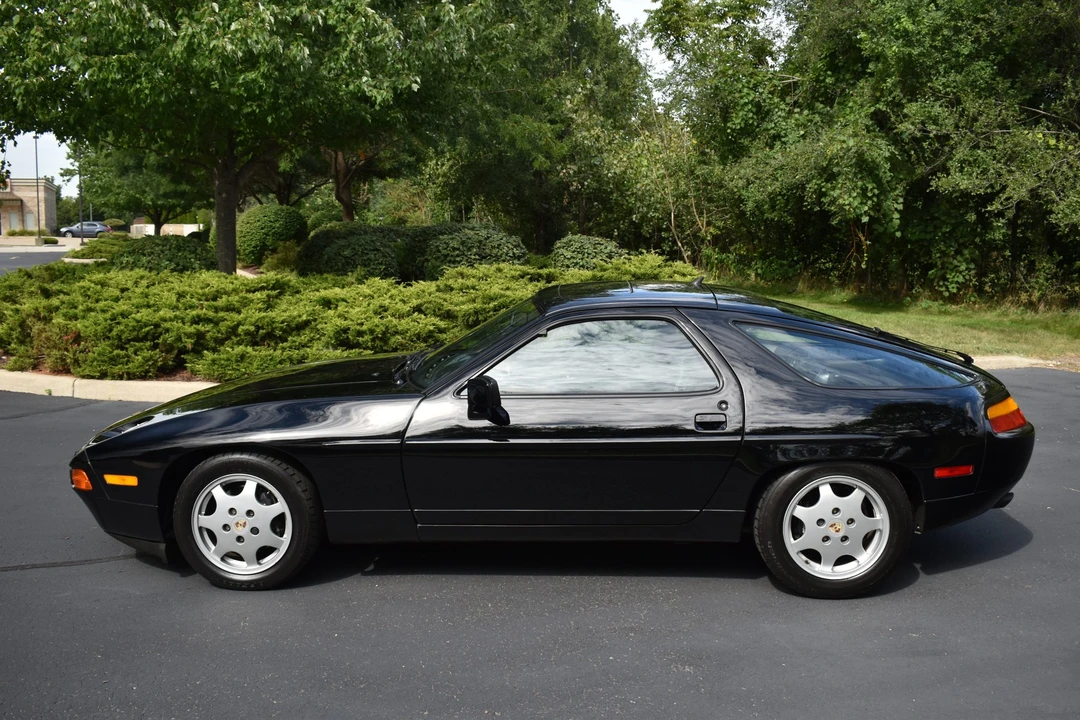 1991 Porsche 928 GT - Image 9 of 31