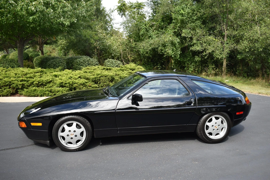 1991 Porsche 928 GT - Image 8 of 31