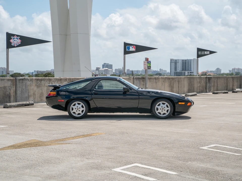 1991 Porsche 928 GT - Image 12 of 31