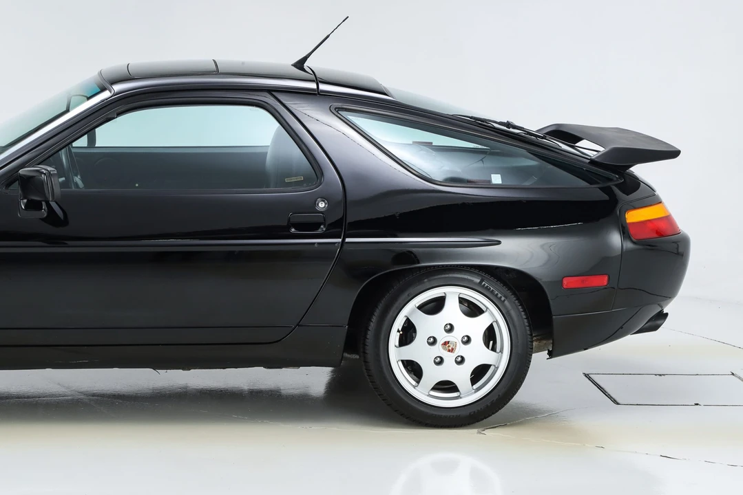 1991 Porsche 928 GT - Image 24 of 31