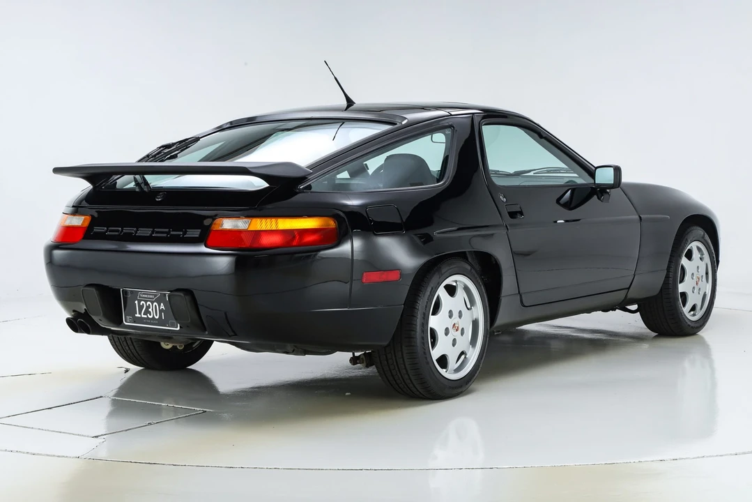 1991 Porsche 928 GT - Image 8 of 31