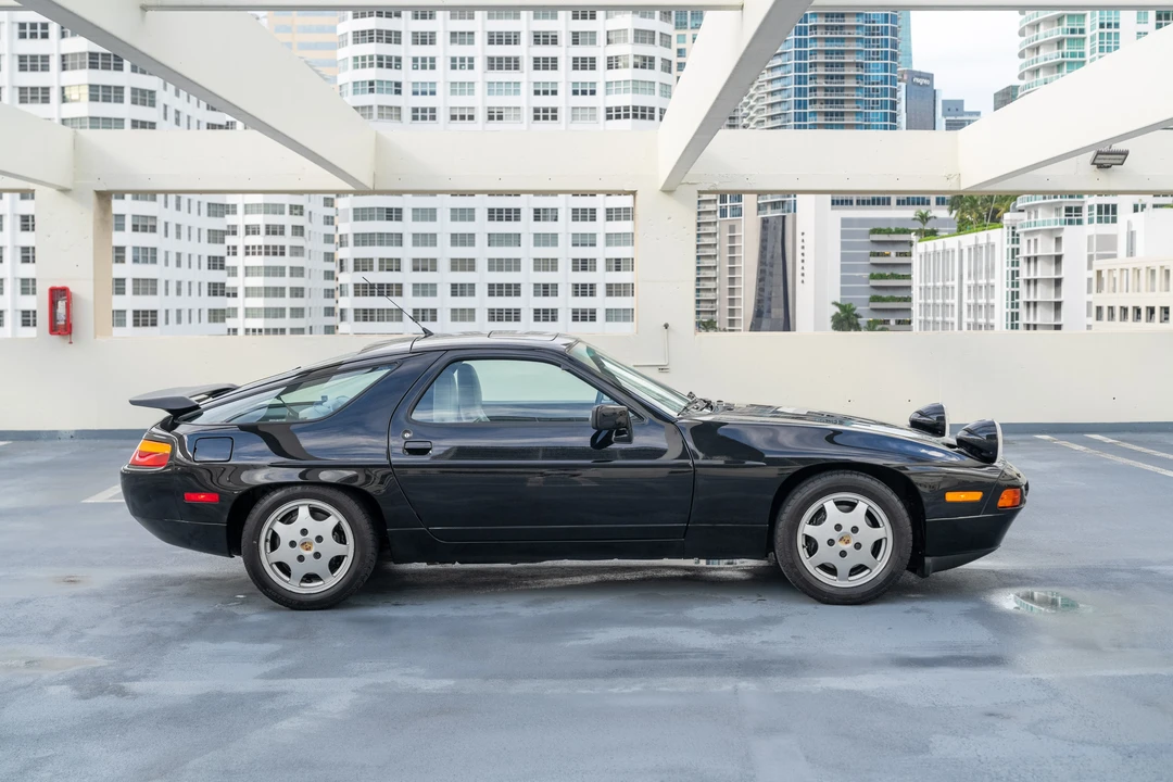 1991 Porsche 928 GT - Image 24 of 31