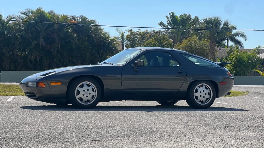 1991 Porsche 928 GT - Image 13 of 31