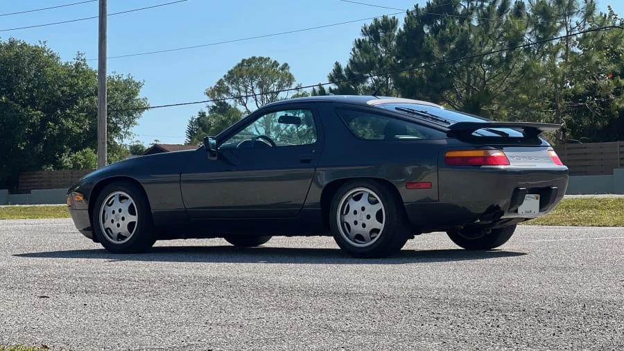 1991 Porsche 928 GT - Image 8 of 31