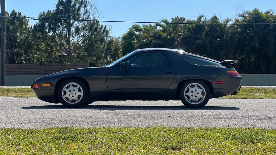 1991 Porsche 928 GT - Image 2 of 31