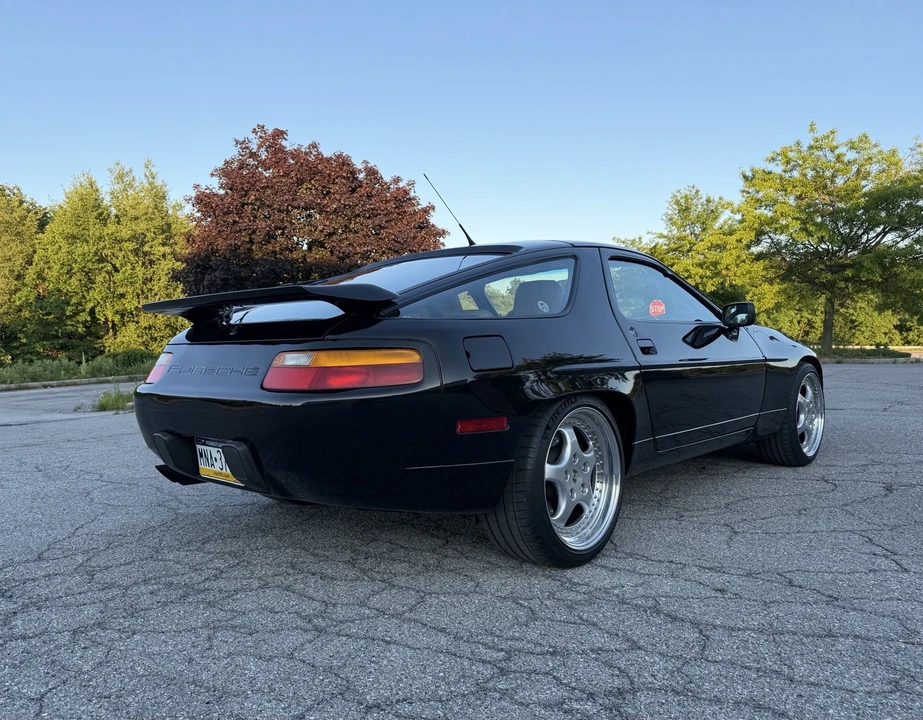 1991 Porsche 928 GT - Image 2 of 21