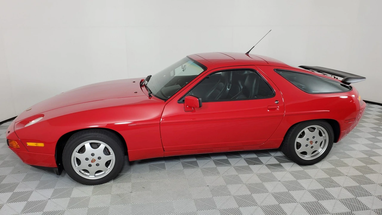 1991 Porsche 928 GT - Image 7 of 31
