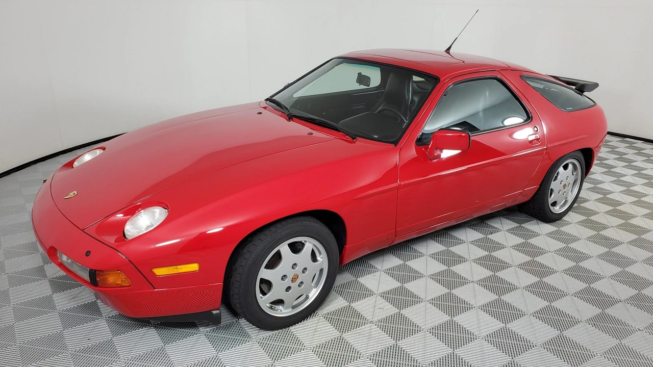 1991 Porsche 928 GT - Image 9 of 31