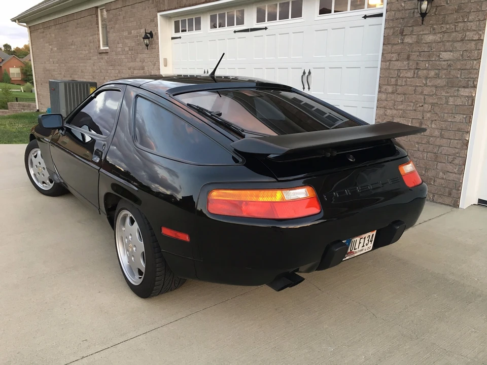 1991 Porsche 928 GT - Image 8 of 31